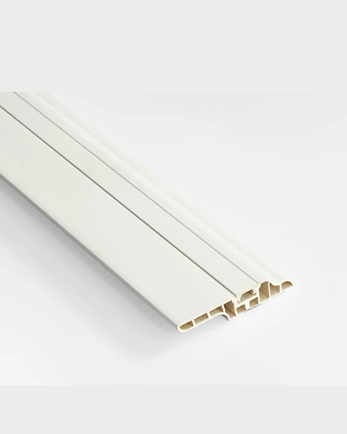 WHITE SKIRTING (7836)
